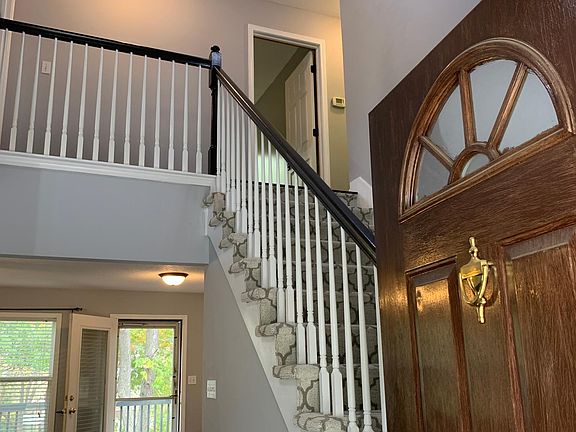4th image of 1115 N Mohican Ct