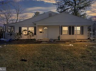 1746 Farmington Ct, Crofton, MD 21114