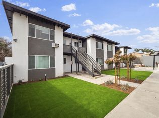 Charle Square Apartments, Costa Mesa, CA 92627