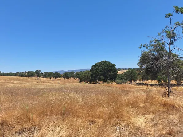 2733 Escalon Ct, La Grange, CA 95329