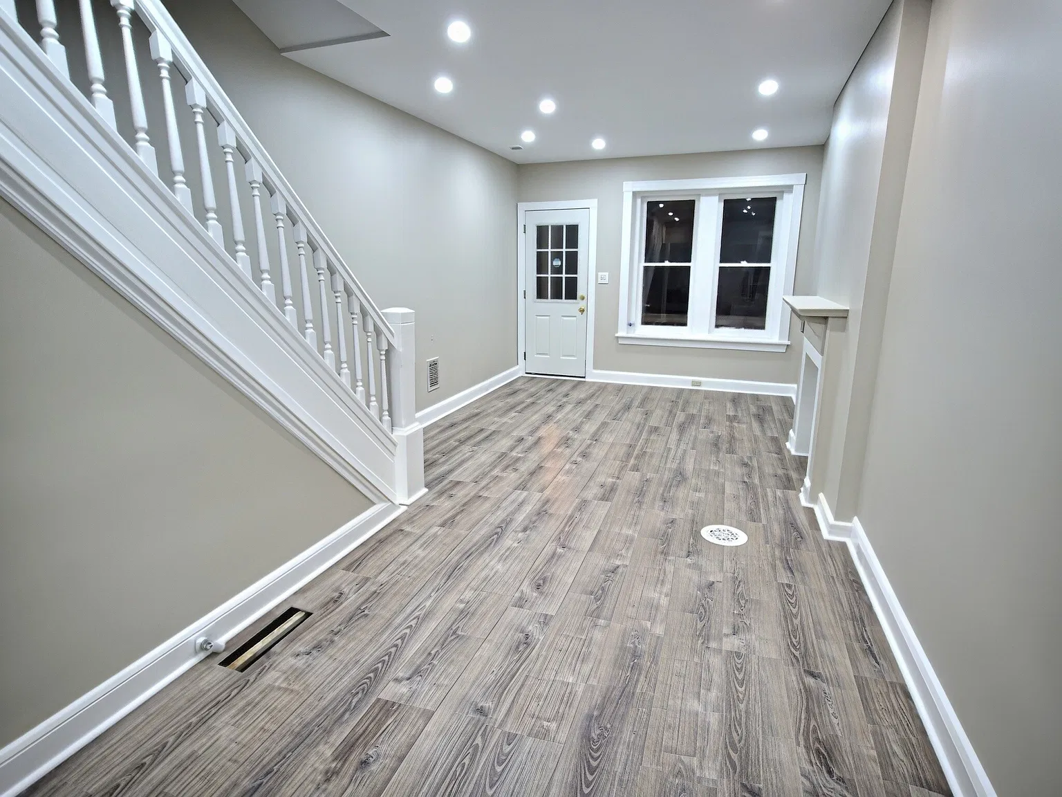 4 bed, 1324 sqft, $1,700 — Photo 3