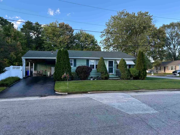 5 Pinedale Street, Manchester, NH 03102