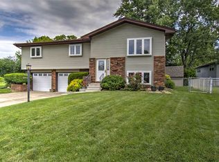 4652 N Butler Dr, Decatur, IL 62526