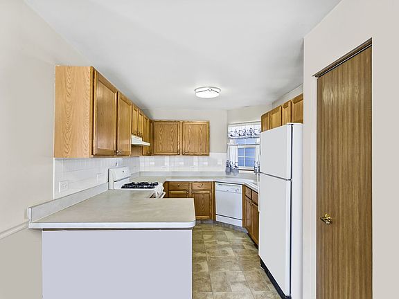 5th image of 1130 Harbor Ct #1130