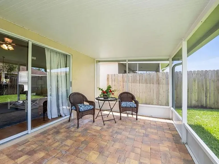 1247 Maximilian Dr — Photo 13