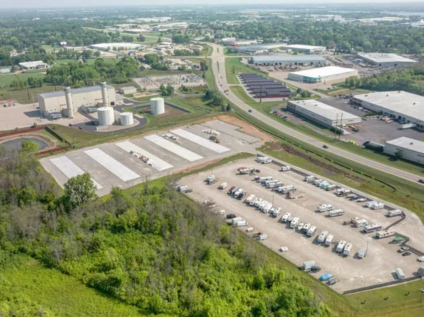 187 ROCKWOOD LANE, Neenah, WI 54956