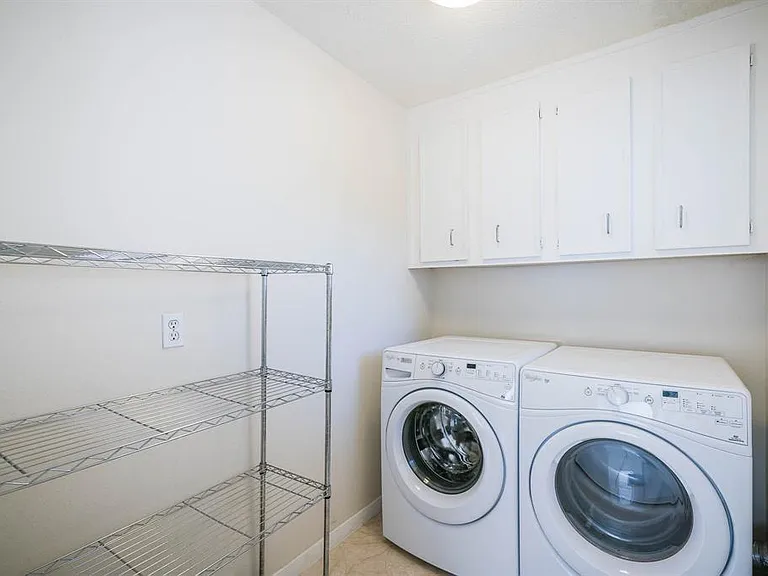 21203 Park Brook Dr — Photo 37