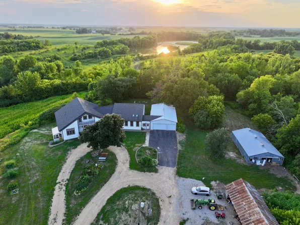 41331 W Elysian Lake Rd, Janesville, MN 56048