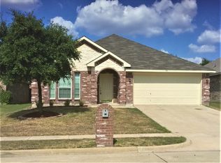 93 Post Oak Dr, Waxahachie, TX 75165