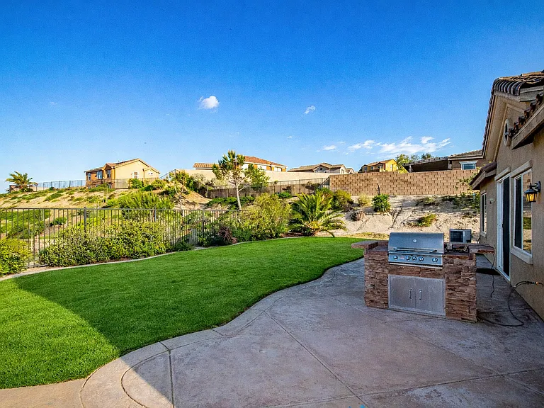 38572 Persian Way — Photo 11
