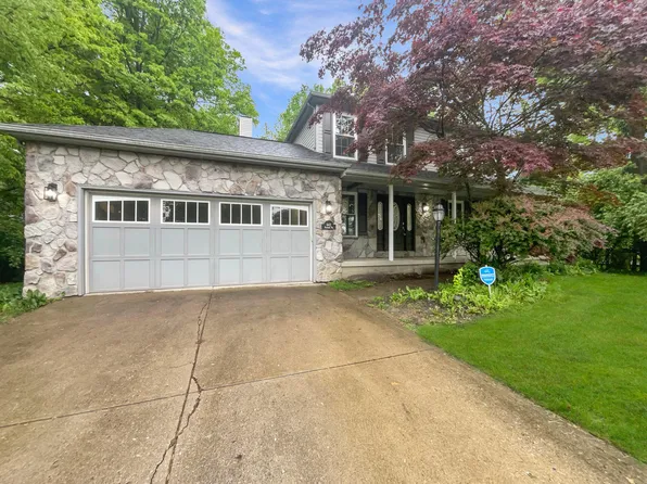 642 Ridenour Rd, Columbus, OH 43230