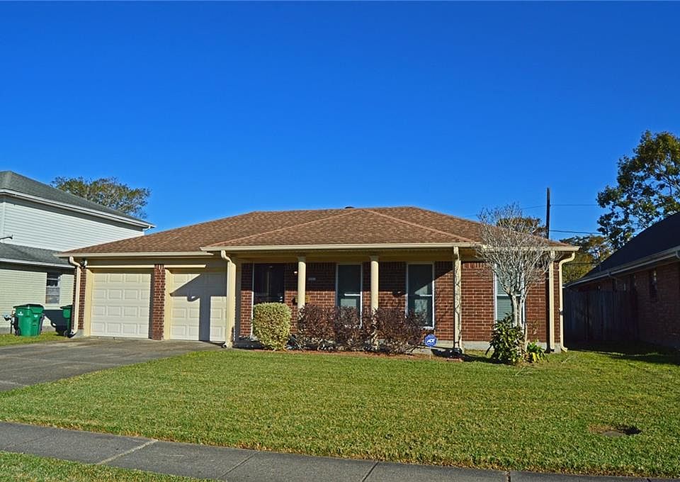 1st image of 2221 Carol Sue Ave