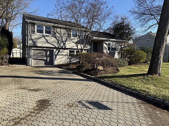2nd image of 721 Mabie St