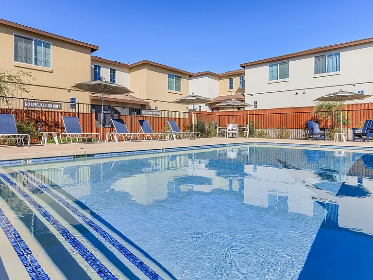 San Luciano Townhomes — Photo 5