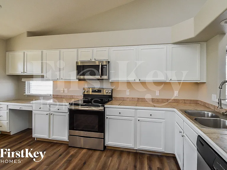 8123 Gladwater Rd — Photo 4