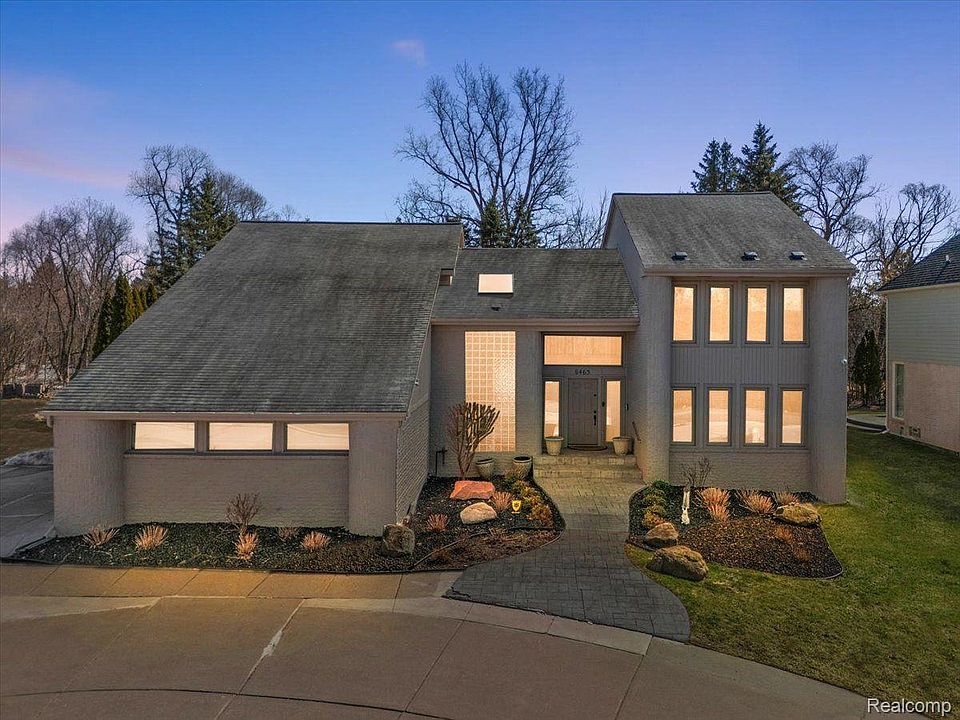 1st image of 6463 Royal Pointe Dr