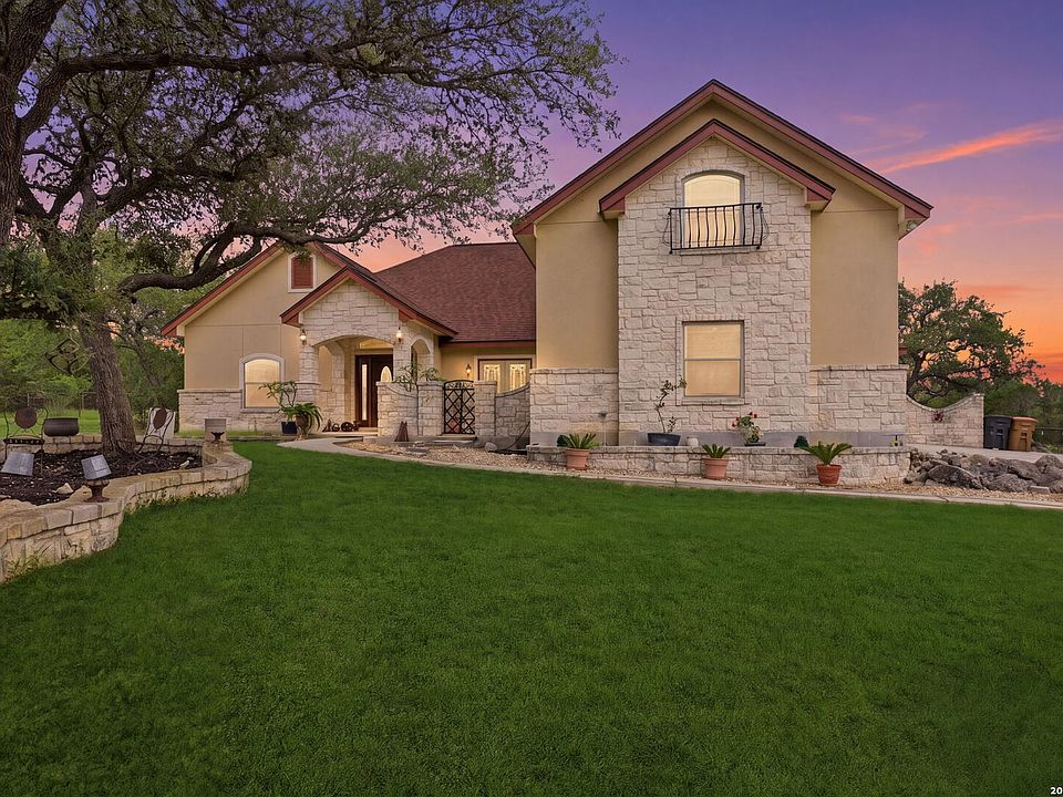 1st image of 30512 Saddleridge Dr.