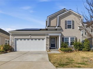 135 Peck Ln, Suffolk, VA 23434