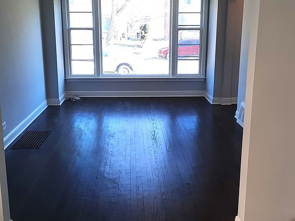4th image of 14312 S Dearborn St