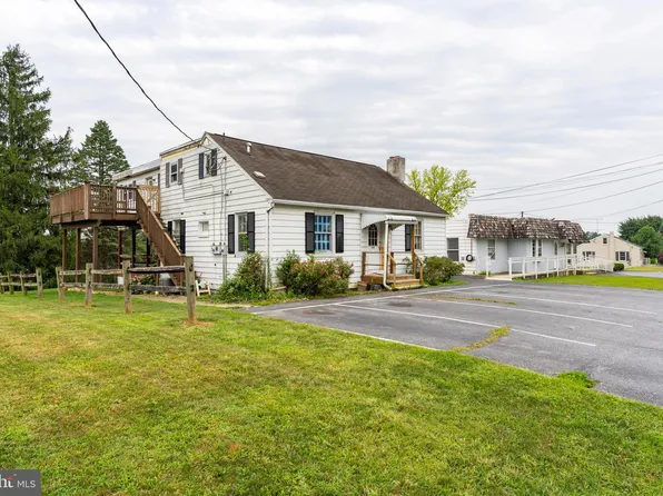 230 S Reading Rd, Ephrata, PA 17522