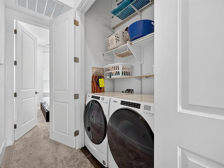 2401 Crawford St #C3D — Photo 22