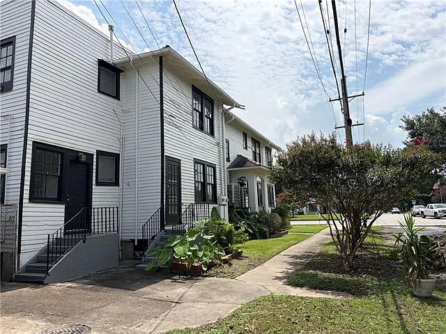 700 Florida Blvd — Photo 4