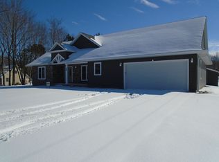 11775 Ridgewood Dr, Marion, IL 62959