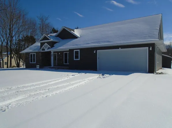 11775 Ridgewood Dr, Marion, IL 62959