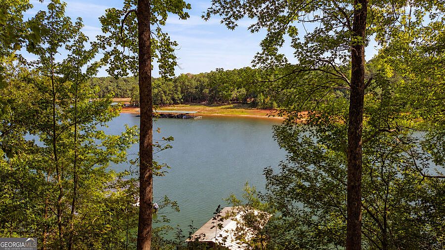 1st image of 332 Addis Cir