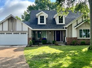 7246 Spring Water Ct, Saint Louis, MO 63129
