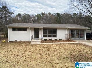 932 Edwards Lake Rd, Birmingham, AL 35235