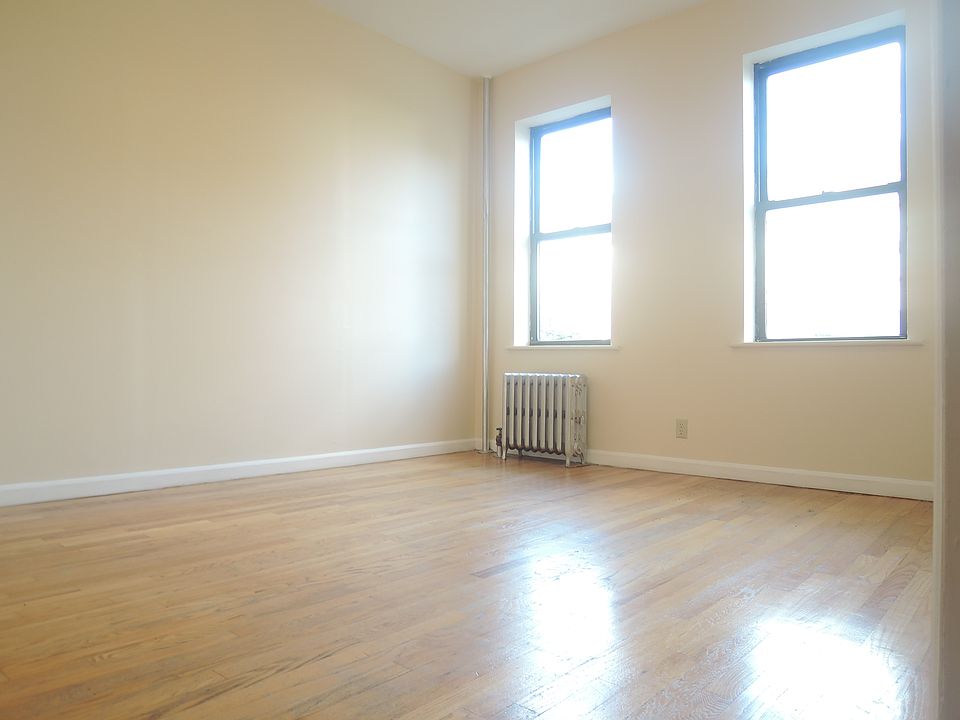 2nd image of 3280 34th St