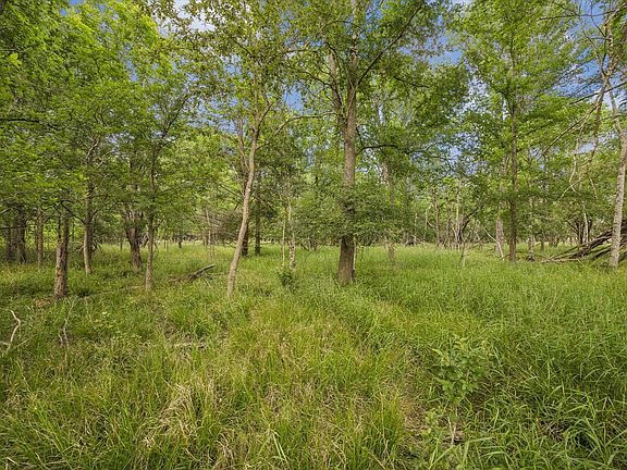 3rd image of 5000A Brewer Rd