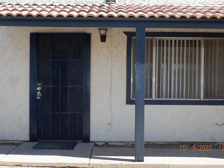 1535 E 29th Ave #4 — Photo 2