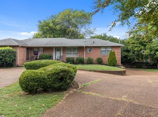 1807 Haden Ct, Nashville, TN 37215