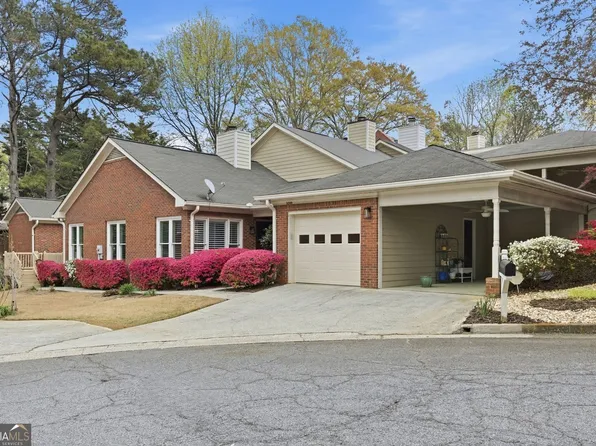 3269 Embry Downs Ct, Atlanta, GA 30340