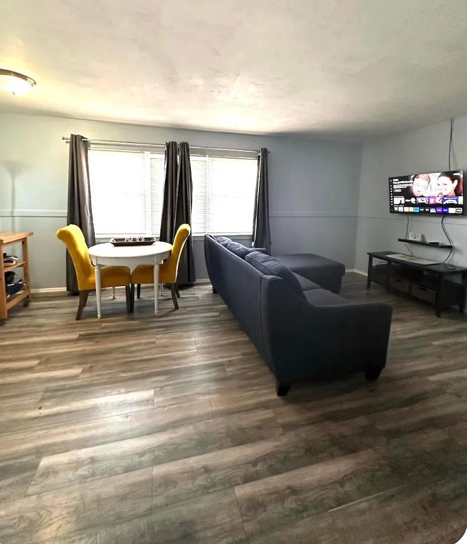 Unit Photo - 1353 E Ocean View Ave #RENITY18