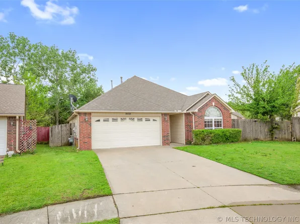 12012 E 115th St N, Collinsville, OK 74021