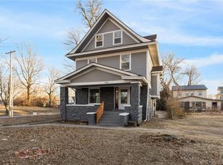 2961 Lockridge Ave, Kansas City, MO 64128