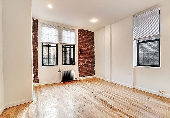 5th image of 136 E 96th St APT 5C