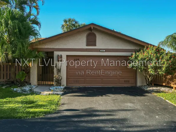 6447 Royal Woods Dr, Fort Myers, FL 33908