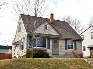 3401 N 97th St, Milwaukee, WI 53222