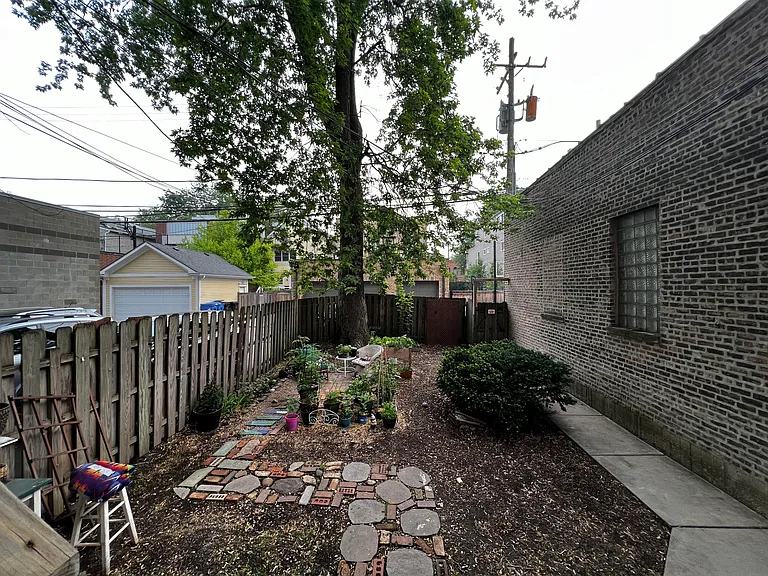 1710 W Belmont Ave #102 — Photo 29