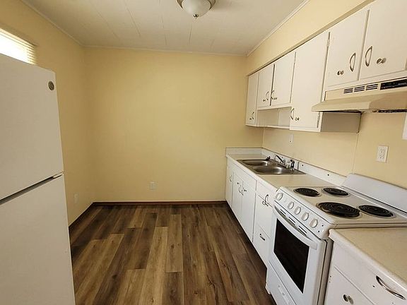 2nd image of 355 North Dr #4