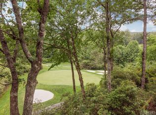 150 Racquet Club Villas Dr, Sapphire, NC 28774