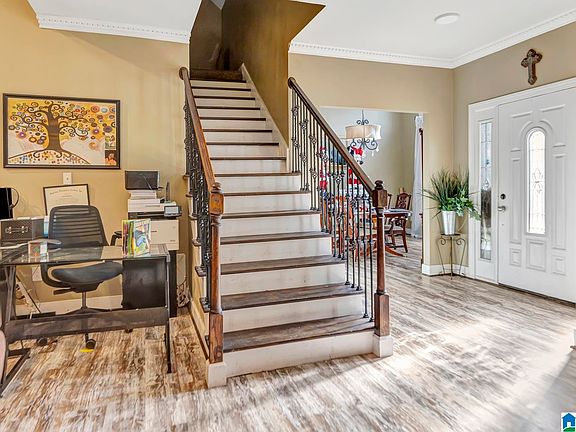 5th image of 6359 Walnut Dr