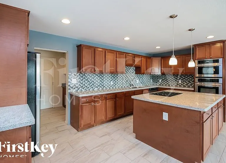 5610 S 20th Ln — Photo 6