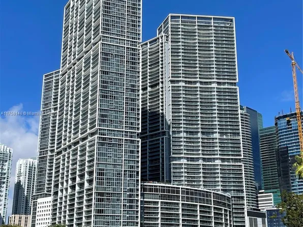 465 Brickell Ave APT 819, Miami, FL 33131