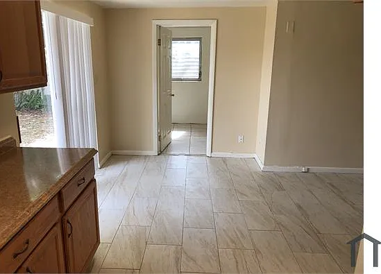 8519 N Temple Ave — Photo 4