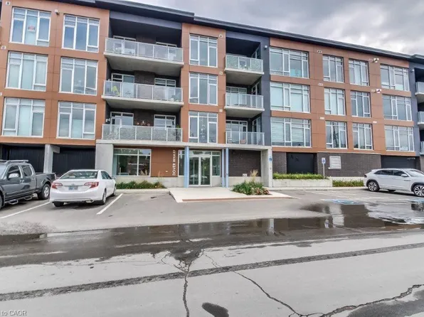 38 Harbour St #214, Norfolk County, ON N0A 1N0